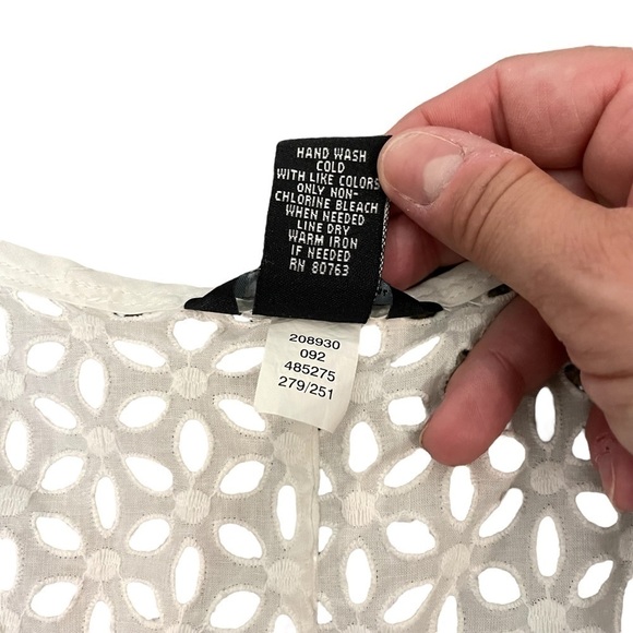 EUC Moda International vest, cotton eyelet fabric, white, size Large. - Picture 8 of 8